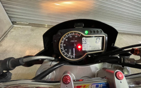 SUZUKI GSR750 2011 C5111