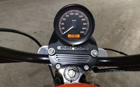 HARLEY XL883R 2005 CKM