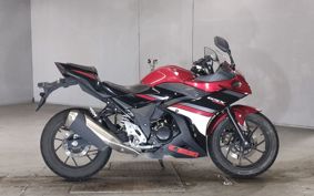 SUZUKI GSX250R DN11A