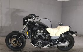 YAMAHA VMAX 1996 2WEE