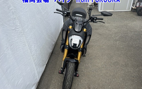 DUCATI ----  ----