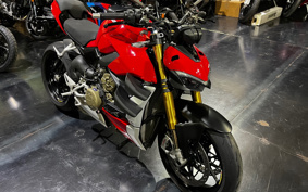 DUCATI STREET FIGHTER V4S 2022 1F00