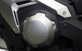HONDA X-ADV 750 2023 RH10