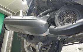 YAMAHA CYGNUS 125 XSR 2