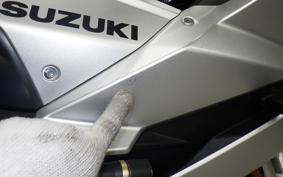 SUZUKI GSX-8R 2024 EM1AA