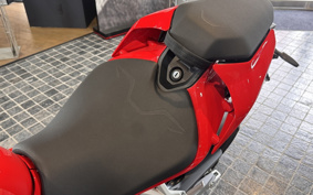 DUCATI STREET FIGHTER V4S 2025 7F00