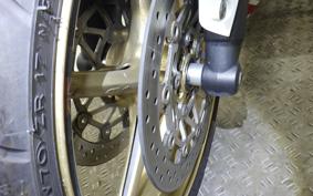 TRIUMPH DAYTONA 675 2010