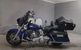 HARLEY HARLEY FLHTCUSE1800CVO PR8