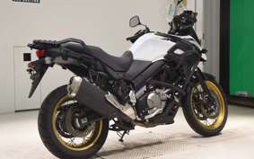 SUZUKI Vｽﾄﾛｰﾑ650XTA 2022 C733M