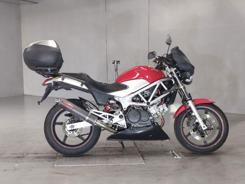 Фото Honda VTR 250 2010 с японского аукциона