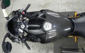 YAMAHA YZF-R1 2019
