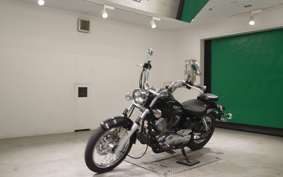 YAMAHA DRAGSTAR 250 VG02J