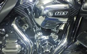 HARLEY FLHTCUTC 1690 2013