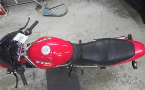 HONDA VTR 250 2017 MC33