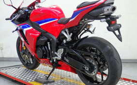 HONDA CBR600RR ABS 2024 PC40
