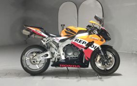 HONDA CBR1000RR SC57