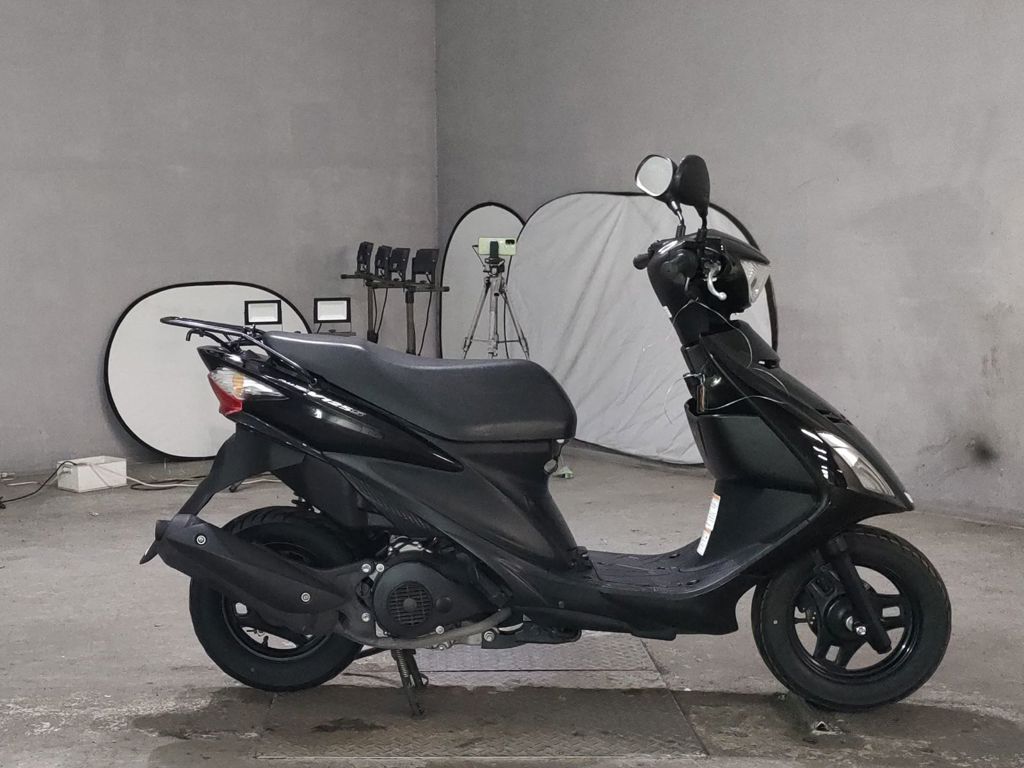 Фото Suzuki ADDRESS V125 с японского аукциона