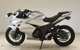SUZUKI GIXXER 250 SF ED22B