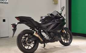YAMAHA YZF-R3 2021 RH13J