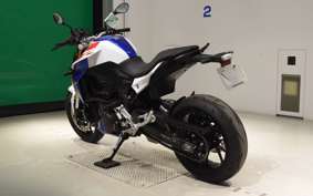 BMW F900R 2024