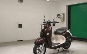 YAMAHA VINO 50
