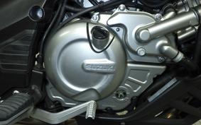 SUZUKI Vｽﾄﾛｰﾑ650A 2014 VP56A