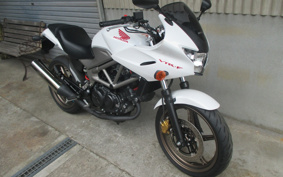HONDA VTR 250 F MC33
