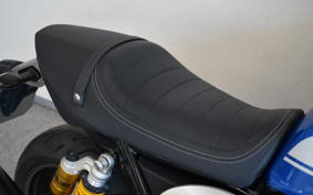 YAMAHA XJR1300 2015 RP19