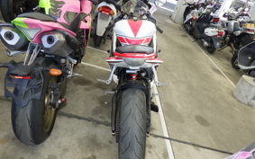 YAMAHA YZF-R6