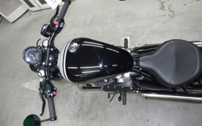 TRIUMPH BONNEVILLE BOBBER 2025