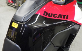 DUCATI MULTISTRADA V4パイ 2023