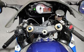 SUZUKI GSX-R1000 2001 GT74A