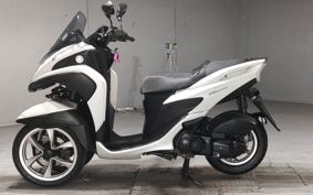 YAMAHA TRICITY 125 SE82J