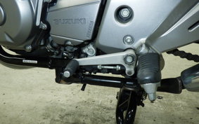 SUZUKI GSR250 2006