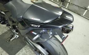 SUZUKI GSR750 2012