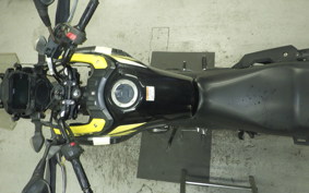 SUZUKI Vｽﾄﾛｰﾑ250 2001