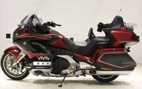 HONDA GL 1800 GOLD WING TOUR DCT SC79