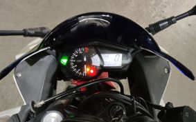YAMAHA YZF-R25 RG10J