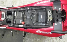 SUZUKI GSR250
