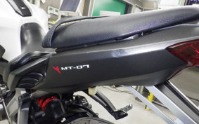 YAMAHA MT-07 2017 RM07J