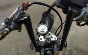 SUZUKI GLASS TRACKER BIG BOY NJ47A