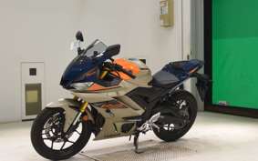 YAMAHA YZF-R25 A 2021 RG74J