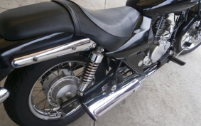 KAWASAKI ELIMINATOR 125 BN125A