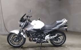 SUZUKI GSR 400 2013 GK7EA