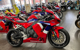 HONDA CBR600RR 2021 PC40