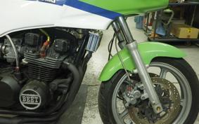 KAWASAKI GPZ400F 1984 ZX400A