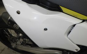 OTHER +ﾊｳｸﾊﾞｰﾅTC125