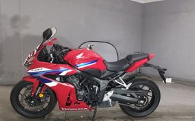 HONDA CBR650R E-Clutch 2025 RH17