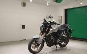 HONDA CB125 R