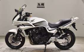 HONDA CB400 SUPER BOLDOR VTEC 2011 NC42
